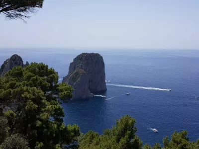 otok Capri 