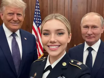 V družbi s predsednikoma / Foto: Zajem Zaslona