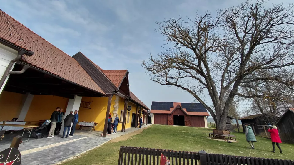 Hi&scaron;e Gy&ouml;rgya Dobronokija