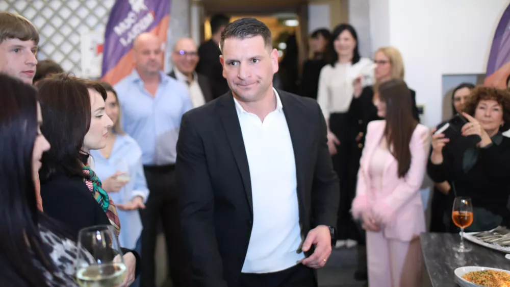 V stranki Resnica dosegli, kar je do danes veljalo za nemogoče