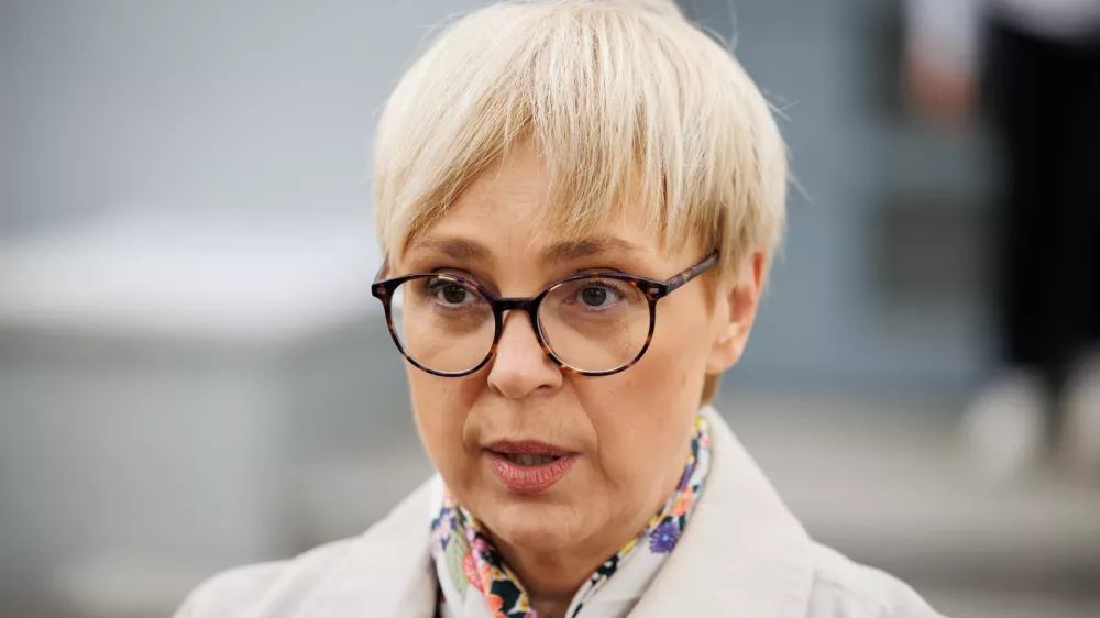 Radomlje, Kulturni dom.Volitve v drzavni zbor 2026.Izjava za medije predsednice republike Natase Pirc Musar ob oddaji glasu.