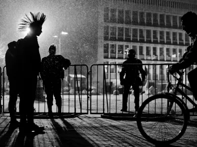  irokeza - punk- Ljubljana 2012 - tretji protest proti politični in županski eliti v Sloveniji 2012 - GOTOVI SO! - //FOTO: Tomaž Zajel&scaron;nik / Foto: TomaĹľ ZajelĹˇnik