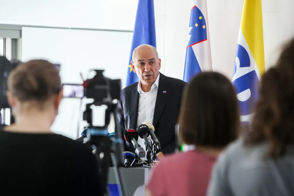 24.03.2026. Tiskovna konferenca SDS o volilnih prevarah. Janez Jan&scaron;a. foto: Bojan Velikonja