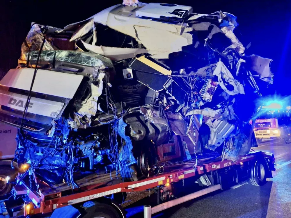 nesreča tovornjak avstrija