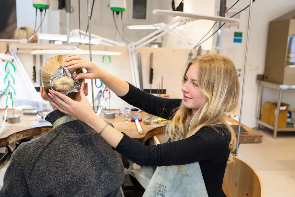 - izdelava nakita,- 27.03.2026. - Reportaža o izdelovanju nakita v Rog Labu za nakit. Juvelirij, Juvelirnica usatnoviteljev: Sandre Vidmar, Petra Dragoliča, Kristine Drnov&scaron;ek.//FOTO: Bojan Velikonja / Foto: Bojan Velikonja