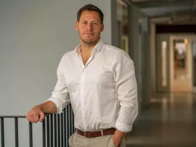 Matyas Bodi, madžarski politični analitik