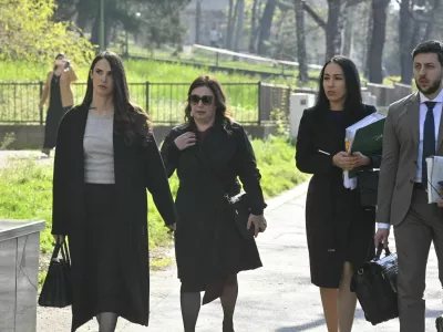 Miljana Kecmanović, mama najstni&scaron;kega morilca, ki je na &scaron;oli izvedel strelski pohod. 