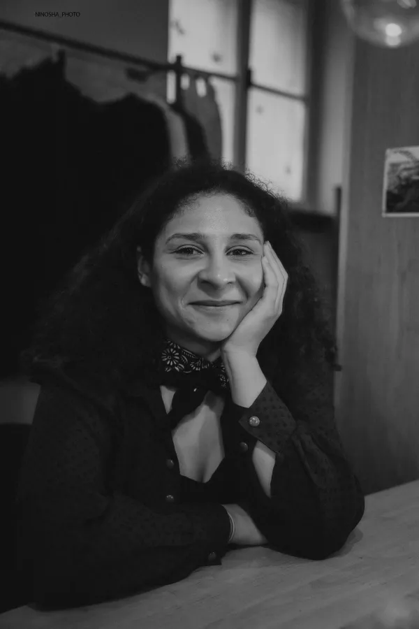 Lina Akif, igralka in dramatičarka