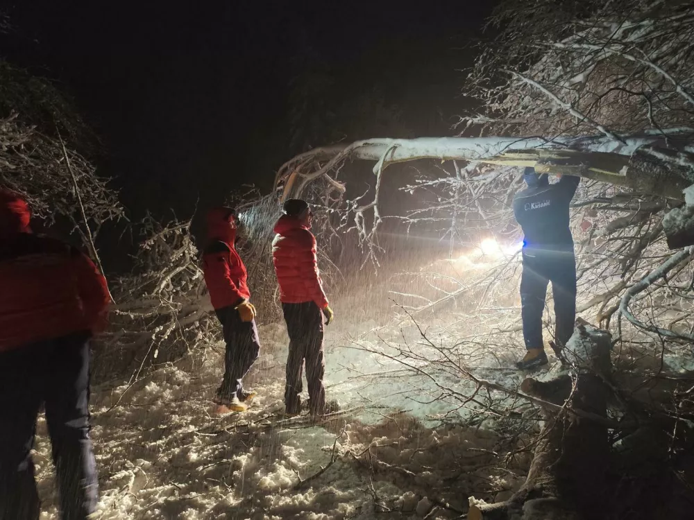 Re&scaron;evalna akcija za ujeto družino. Foto: HGSS