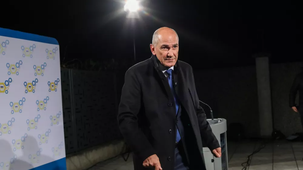 - Janez Jan&scaron;a, predsednik,- 22.03.2026. Volitve v Državni zbor 2026. Volilni &scaron;tab stranke SDS.//FOTO: Bojan Velikonja