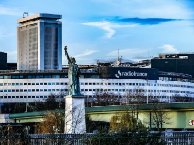 Originally designed to host French radio-television broadcasting (RTF), a public service dedicated to audiovisual, and inaugurated in 1963 by General de Gaulle, the "Maison de la Radio et de la Musique", fully rehabilated from 2008 to 2022, sits proudly on the banks of the Seine, to the west of Paris.Concue, a l'origine, pour heberger la radiodiffusion-television francaise (RTF), service public dedie a l'audiovisuel, et inauguree en 1963 par le General de Gaulle, la Maison de la Radio et de la Musique, entierement rehabilitee de 2008 a 2022, trone fierement aux abords de la Seine, a l'ouest de Paris.//HOUPLINERENARD_HR0002/Credit:HOUPLINE-RENARD/SIPA/2512181145,Image: 1060109239, License: Rights-managed, Restrictions:, Model Release: no
