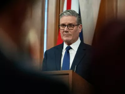 Britain's Prime Minister Keir Starmer speaks during a press conference at Downing Street in London, Britain, April 1, 2026. Frank Augstein/Pool via REUTERS   TPX IMAGES OF THE DAY