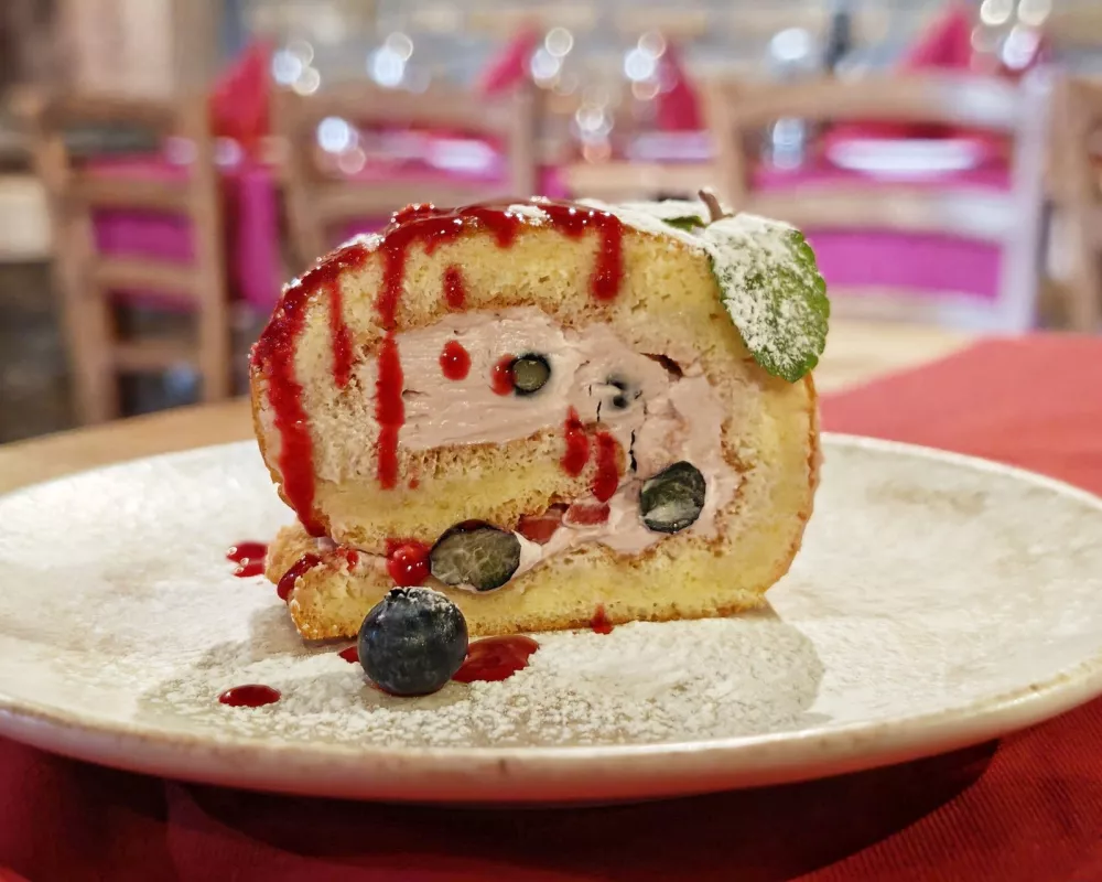 Grondali v Abitantih