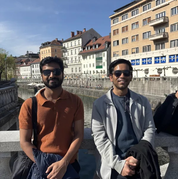 (ANKETA) Razdalje, povezave, cene &hellip; Kaj vodi turiste pri izbiri prevoza?