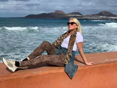 Salome je polna presenečenj, tokrat si želi službe. Najraje v gostinstvu. 