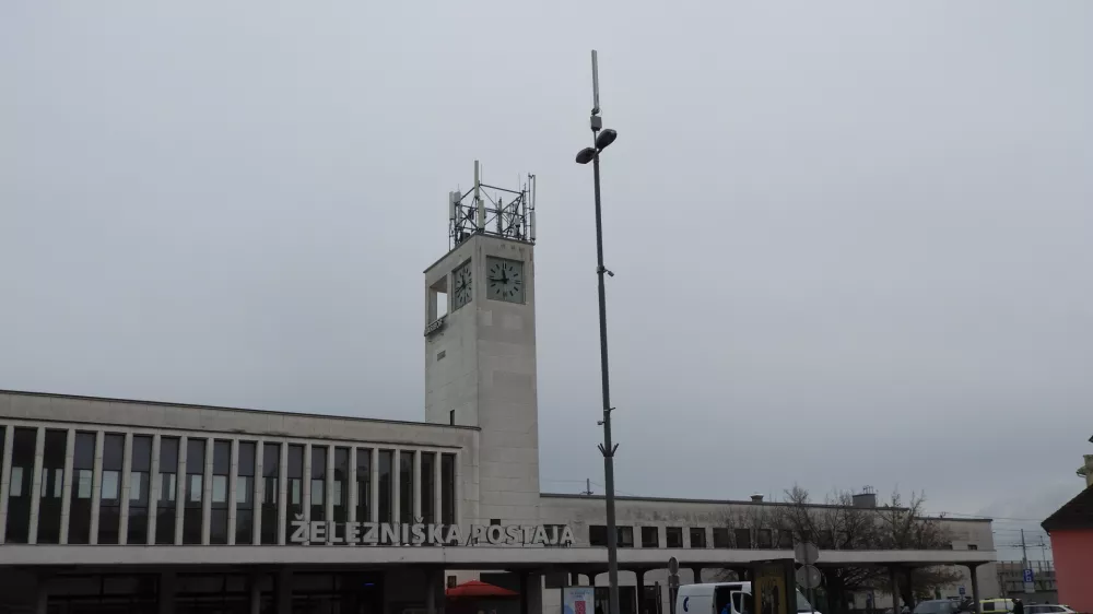 železni&scaron;ka postaja maribor