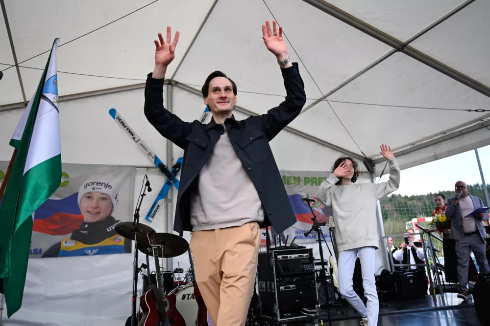 06.04.2026 - Sprejem Nike in Domna Prevca v Dolenji vasiFoto: Nik Erik Neubauer