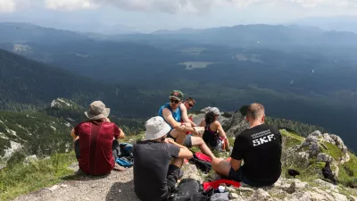 - pohodniki- 27.07.2024. Julijske Alpe, Vrh Vi&scaron;evnik, 2050m. Planinarjenje, hribi, Turizem v Alpah.//FOTO: Bojan Velikonja / Foto: Bojan Velikonja