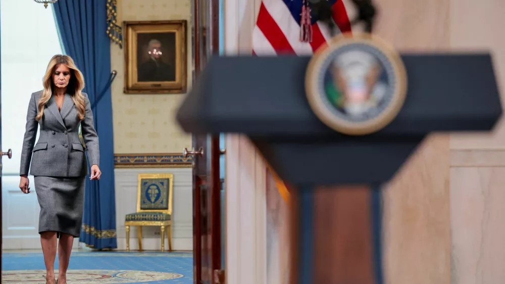 U.S. first lady Melania Trump arrives to deliver remarks regarding the late financier and convicted sex offender Jeffrey Epstein from the Grand Foyer of the White House in Washington, D.C., U.S., April 9, 2026. REUTERS/Evan Vucci
