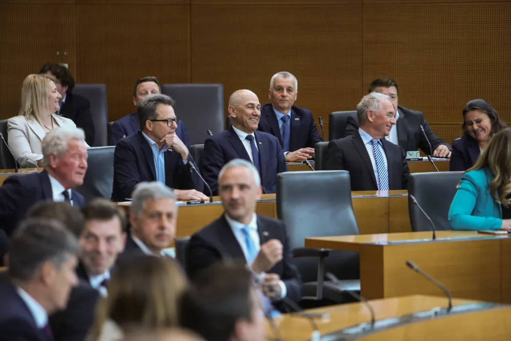 10.04.2026. 1.seja parlamenta. Foto: Bojan Velikonja