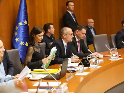 10.04.2026. Mandatno volilna komisija. 1.seja parlamenta. Foto: Bojan Velikonja