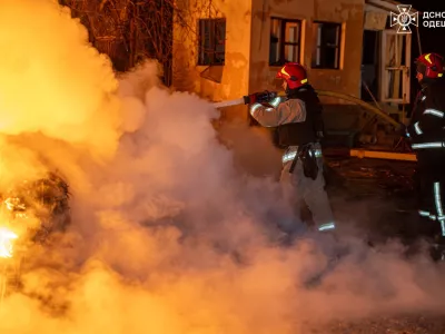 Firefighters work at the site of an overnight Russian drone strike, amid Russia's attack on Ukraine, in Odesa, Ukraine April 11, 2026. Press service of the State Emergency Service of Ukraine in Odesa region/Handout via REUTERS ATTENTION EDITORS - THIS IMAGE HAS BEEN SUPPLIED BY A THIRD PARTY. DO NOT OBSCURE LOGO.