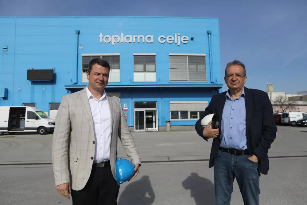 Primer dobre prakse: Spregledani slovenski pionir z nizkim dimnikom