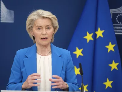 Belgija, Bruselj.Predsednica Evropske komisije Ursula von der Leyen na novinarski konferenci po seji kolegija Evropske komisije.Predstavila je stalisce in prednostne naloge EU ter nacrt prihodnjih ukrepov EU glede razvoja dogodkov na Bliznjem vzhodu in odnosov z izvoljenim madzarskim premierjem.