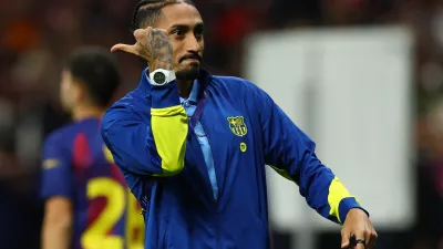 Soccer Football - UEFA Champions League - Quarter Final - Second Leg - Atletico Madrid v FC Barcelona - Riyadh Air Metropolitano, Madrid, Spain - April 14, 2026 FC Barcelona's Raphinha looks dejected after the match REUTERS/Albert Gea