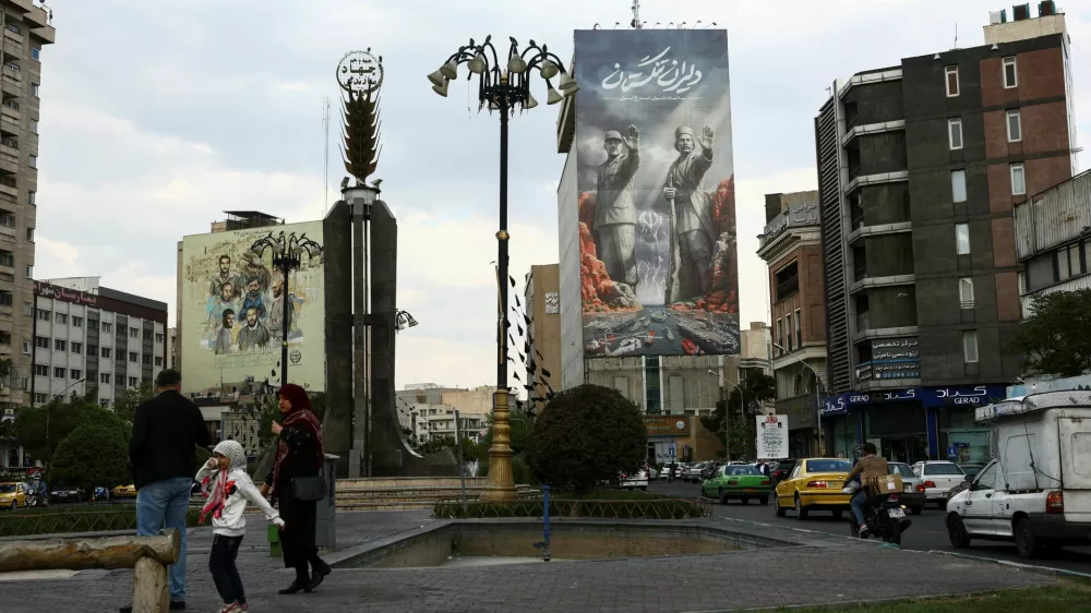 A billboard with a graphic design about the Strait of Hormuz on a building in Tehran, Iran, April 13, 2026. Majid Asgaripour/WANA (West Asia News Agency) via REUTERS ATTENTION EDITORS - THIS PICTURE WAS PROVIDED BY A THIRD PARTY