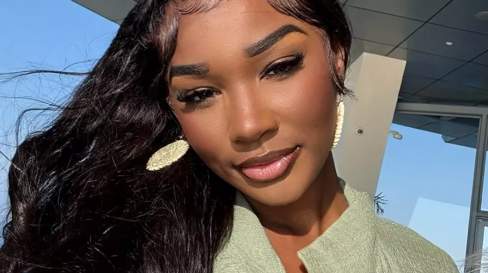 U.S. social media influencer Ashly Robinson, 31, also known by her social media name Ashlee Jenae, who died after an alleged suicide attempt while she was on vacation in Zanzibar, a tourist hub off the east African country's mainland, with her fiance, poses for a selfie in a location given as Dubai, United Arab Emirates February 5, 2025, in this picture obtained from social media. Ashlee Jenae via Instagram/via REUTERS THIS IMAGE HAS BEEN SUPPLIED BY A THIRD PARTY. MANDATORY CREDIT. NO RESALES. NO ARCHIVES.