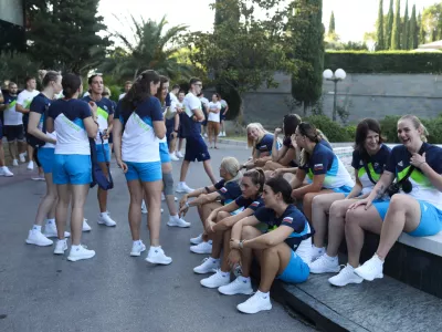 - Rokometa&scaron;ice 11.07.2024. predstavitev slovenske reprezentance za Olimpijske igre v Parizu 2024. FOTO: Bojan Velikonja