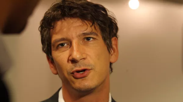 dosedanji predsednik DNS Grega Repovž - Volilna skup&scaron;čina DNS - Dru&scaron;tvo novinarjev Slovenije, na kateri so poleg organov dru&scaron;tva volili tudi novega predsednika.   //FOTO: Luka Cjuha