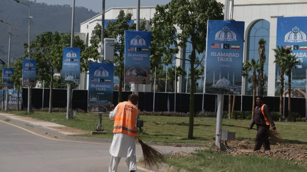 Iran postavlja pogajanja pod velik vpra&scaron;aj