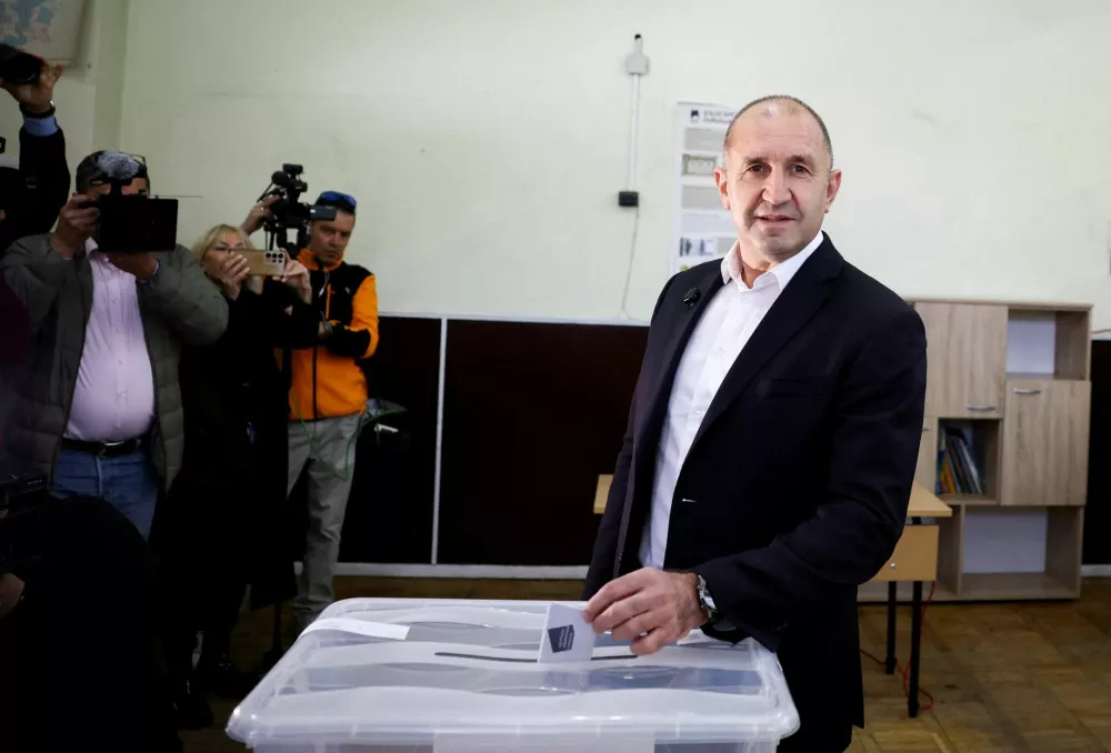 Rumen Radev, former Bulgarian president and leader of Progressive Bulgaria coalition, votes during the parliamentary election, in Sofia, Bulgaria, April 19, 2026. REUTERS/Stoyan Nenov   TPX IMAGES OF THE DAY