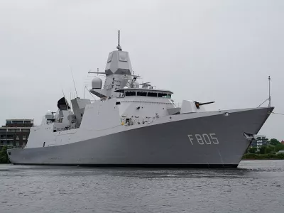 nizozemska fregata Evertsen 
