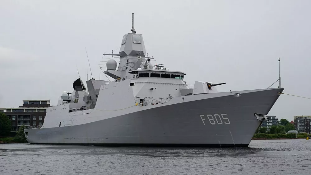 nizozemska fregata Evertsen 