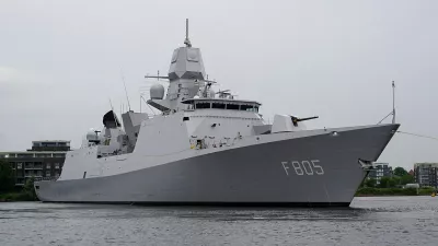 nizozemska fregata Evertsen 