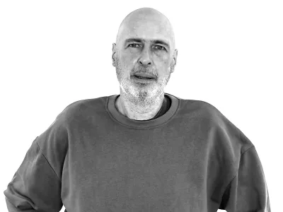 Igor Dernov&scaron;ek- Redakcija Dnevnik 2024 - portreti za komentarje in kolumne - kolumnisti - komentatorji &ndash; novinarji - //FOTO: Tomaž Skale