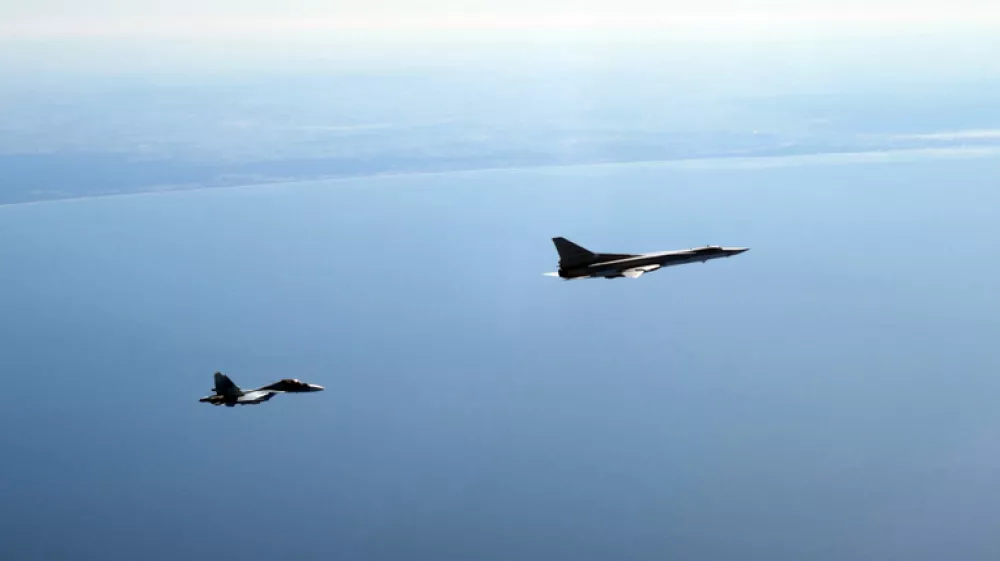 &Scaron;vedski lovec, ruski bombnik. Foto: &Scaron;vedska vojska