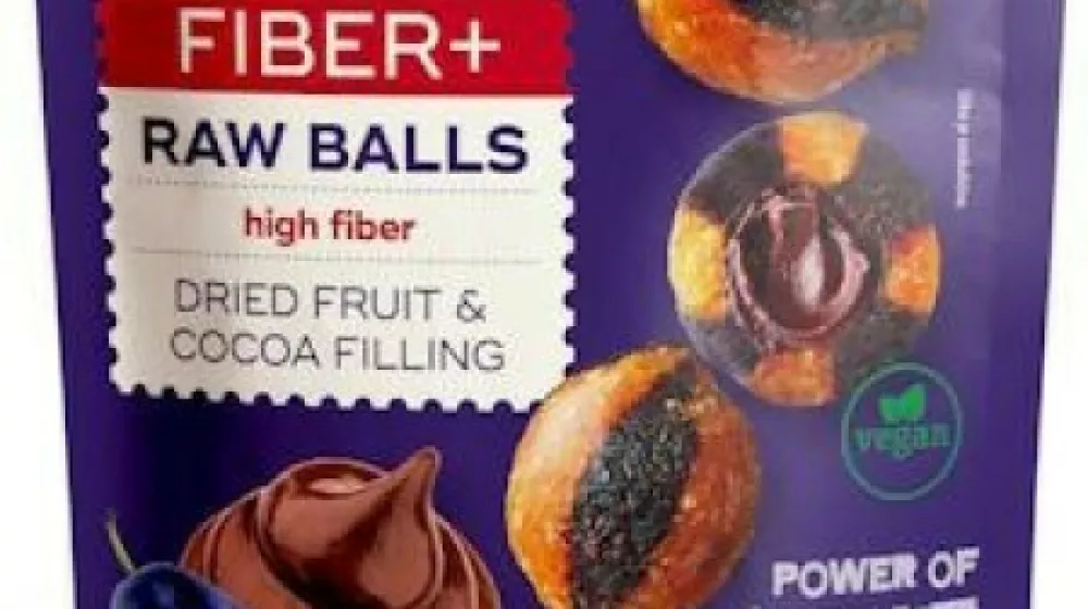 Odpoklic kroglic iz suhega sadja s kakavovim nadevom in prelivom srbskega proizvajalca Agranela. Foto: Mercator