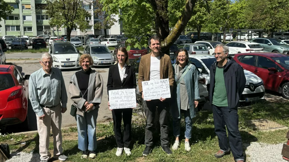 Ljubljanske iniciative pozivajo prebivalce k oddaji podpisov za naknadni referendum o parkirnem odloku.