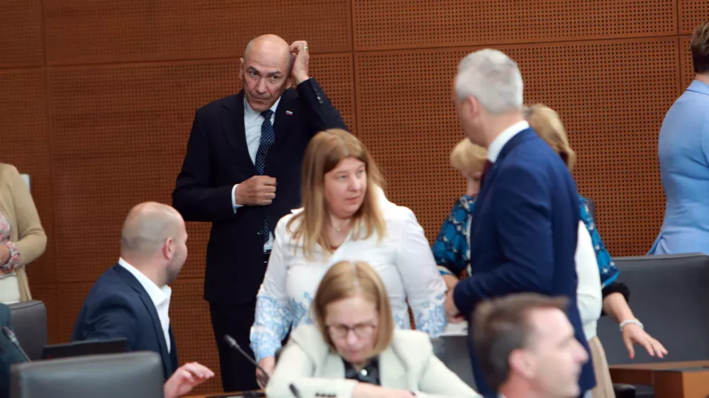 24.04.2026 - izredna seja DZJanez Jan&scaron;aFoto: Tomaž Skale