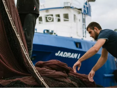 Ribi&scaron;ka tradicija, naravni parki in pristni dalmatinski utrip