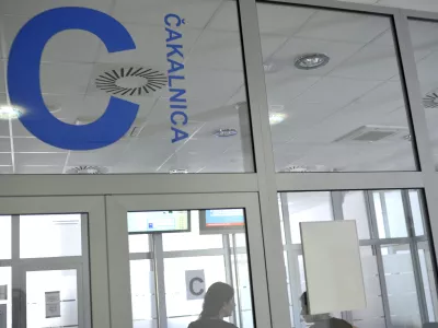 - Upravna enota Ljubljana -Tobačna ulica 5 - javna uprava  //FOTO: Tomaž Zajel&scaron;nik