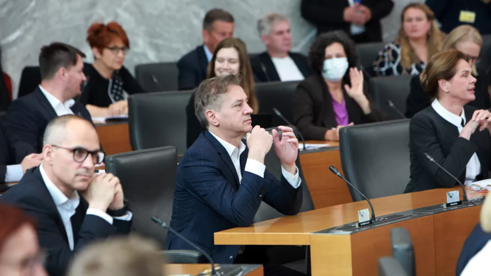24.04.2026 - izredna seja DZRobert GolobFoto: Tomaž Skale