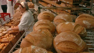 Nižji DDV na osnovna živila zdaj podpirajo politiki vseh barv