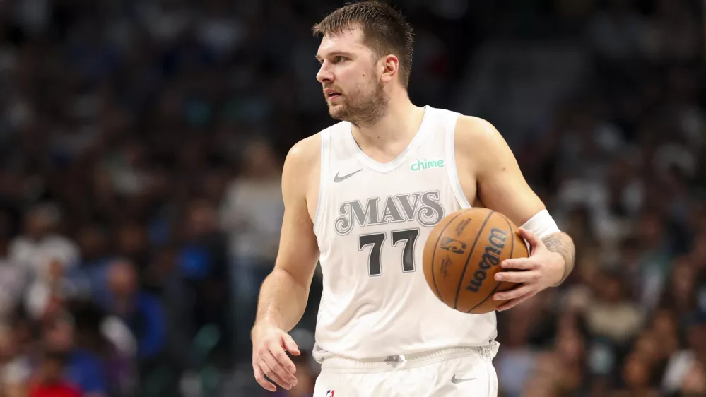 Nov 16, 2024; Dallas, Texas, USA; Dallas Mavericks guard Luka Doncic (77) controls the ball during the second half against the San Antonio Spurs at American Airlines Center. Mandatory Credit: Kevin Jairaj-Imagn Images
