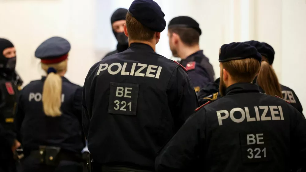 Security personnel stand guard on the day of a trial of the two men suspected of being Islamic State (IS) supporters, who were planning an attack on Taylor Swift's Vienna concert in 2024, in a courthouse in Wiener Neustadt, Austria, April 28, 2026.REUTERS/Leonhard Foeger