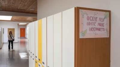 - šola, šolski hodnik, šolska garderoba, ocene,- 15.04.2026. OŠ Stražišče. Kuharska delavnica znotraj dopolninega poukana OŠ Stražišče v Kranju.//FOTO: Bojan Velikonja